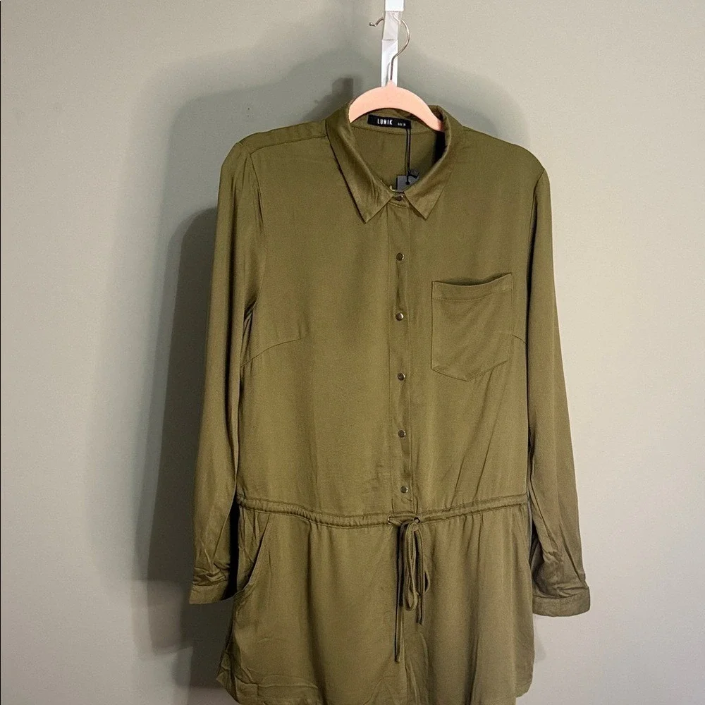 Lunik Olive Embroidered Floral Romper Size M NWT Boho Utility Casual‎ Outfit